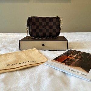 LOUIS VUITTON Damier Ebene Mini Pochette